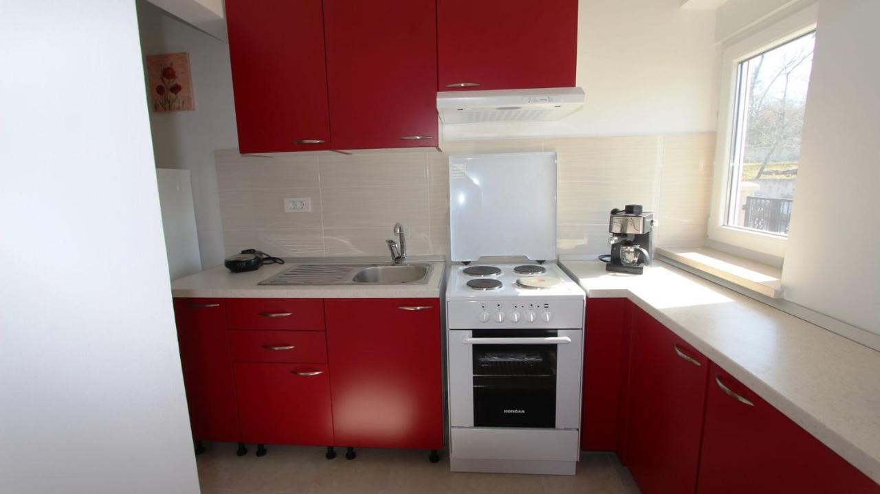 Apartments Tomislav Malinska Bagian luar foto