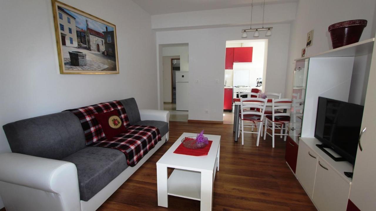 Apartments Tomislav Malinska Bagian luar foto
