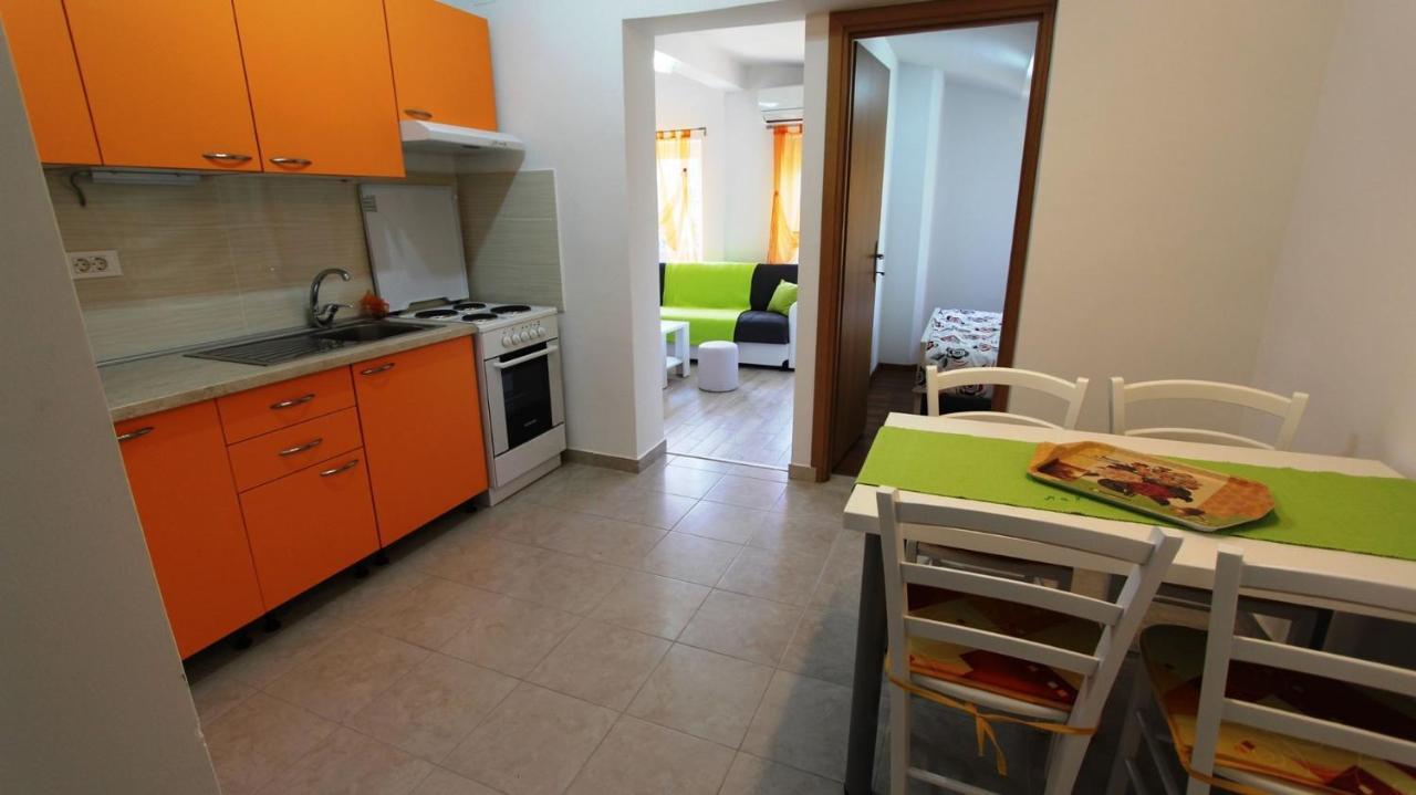 Apartments Tomislav Malinska Bagian luar foto